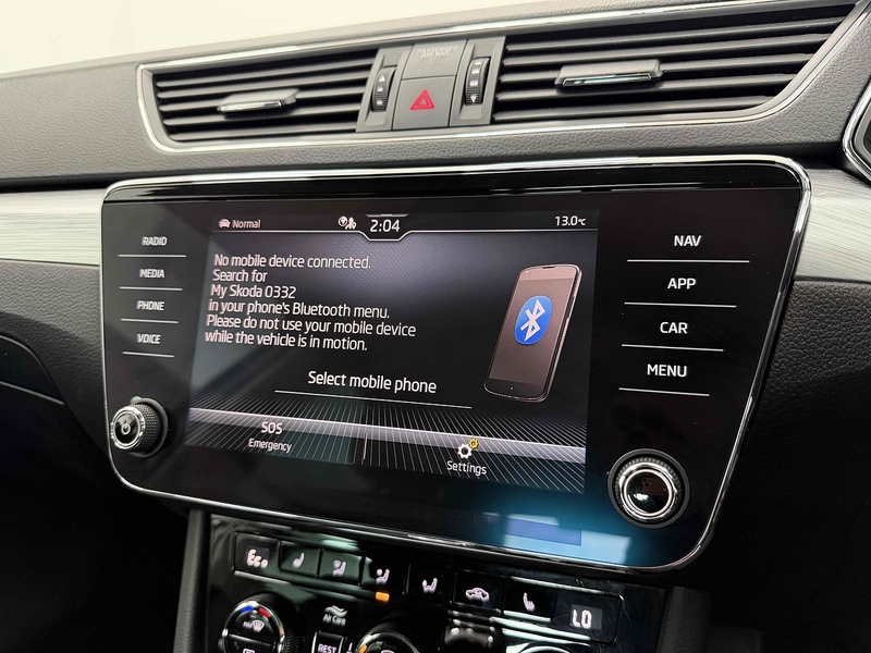 Skoda Superb TSI iV SE Technology - U2340