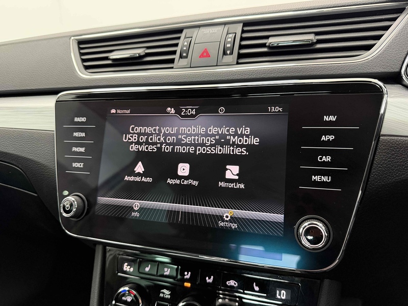 Skoda Superb TSI iV SE Technology - U2340