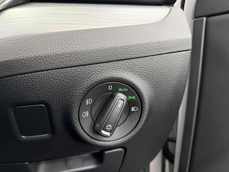Skoda Superb TSI iV SE Technology - U2340