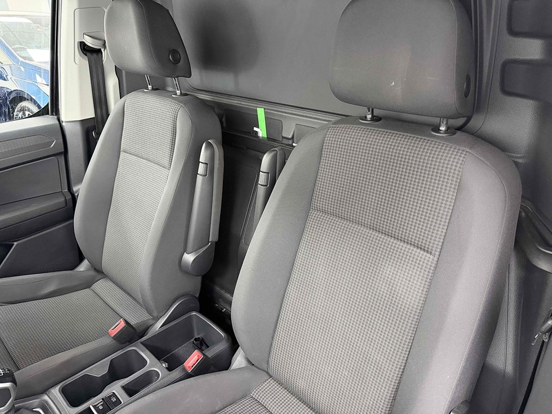 Volkswagen Caddy Maxi TDI C20 Commerce Pro - U2360