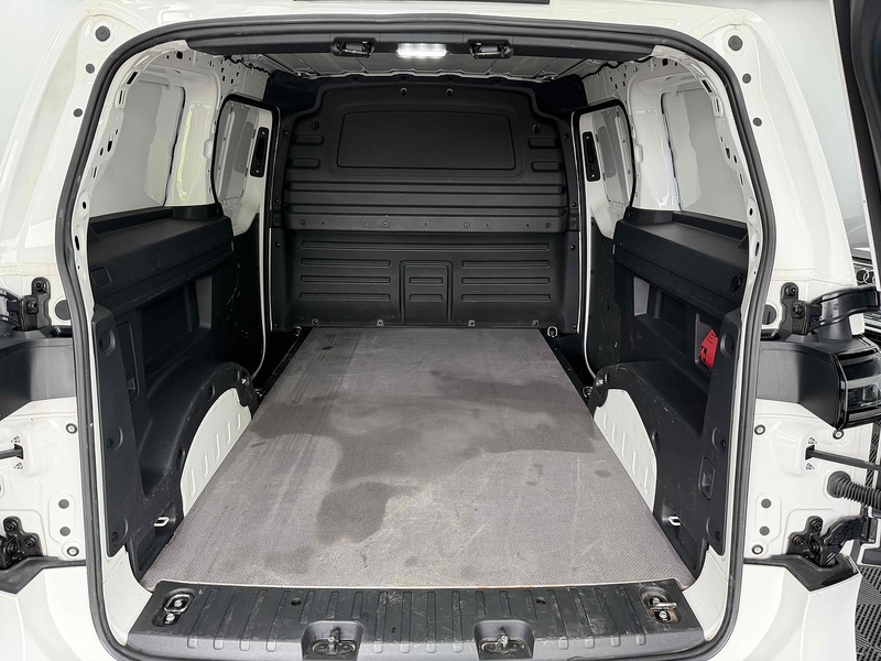 Volkswagen ID. Buzz Cargo Pro Commerce Plus - U2361