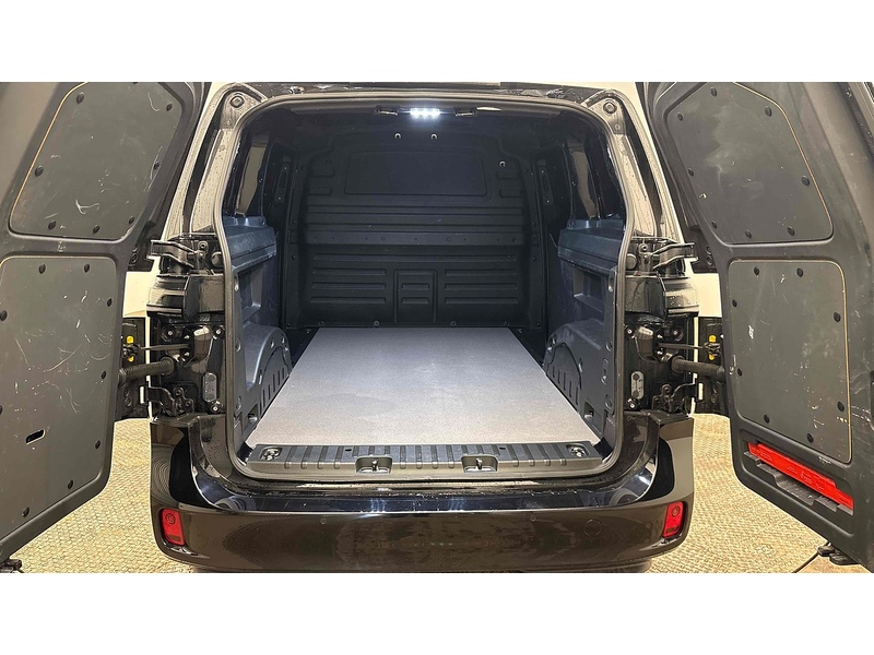 Volkswagen ID. Buzz Cargo Pro Commerce Plus - U2365