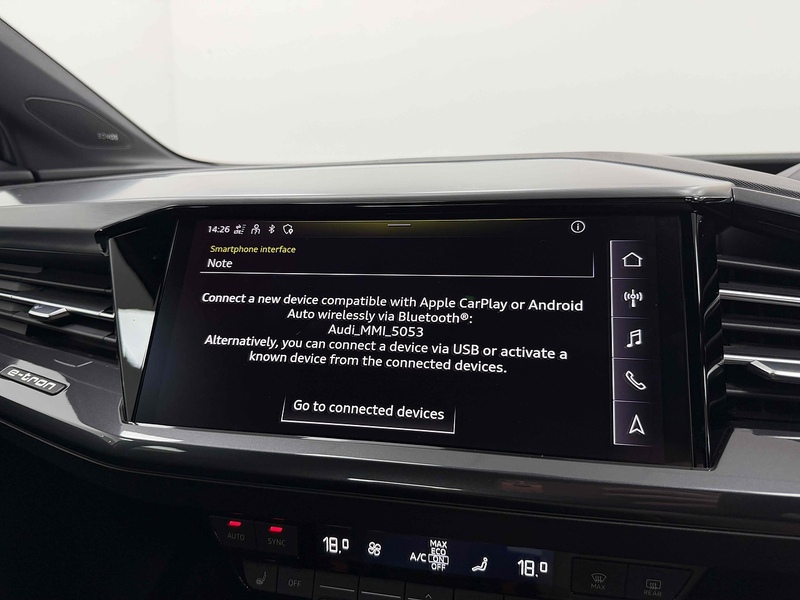 Audi Q4 e-tron S line - U2370