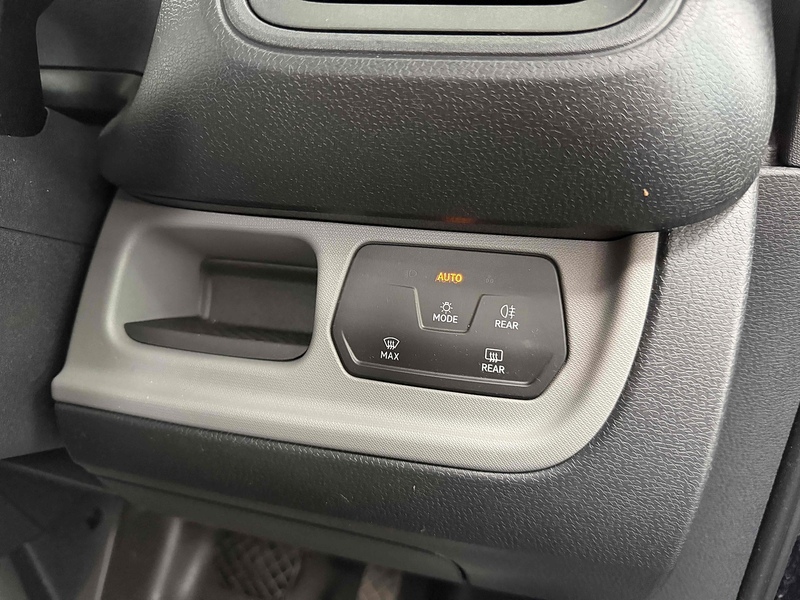 Volkswagen ID. Buzz Cargo Pro Commerce - U2378