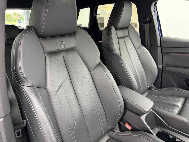 Audi Q4 e-tron Edition 1 - U2381