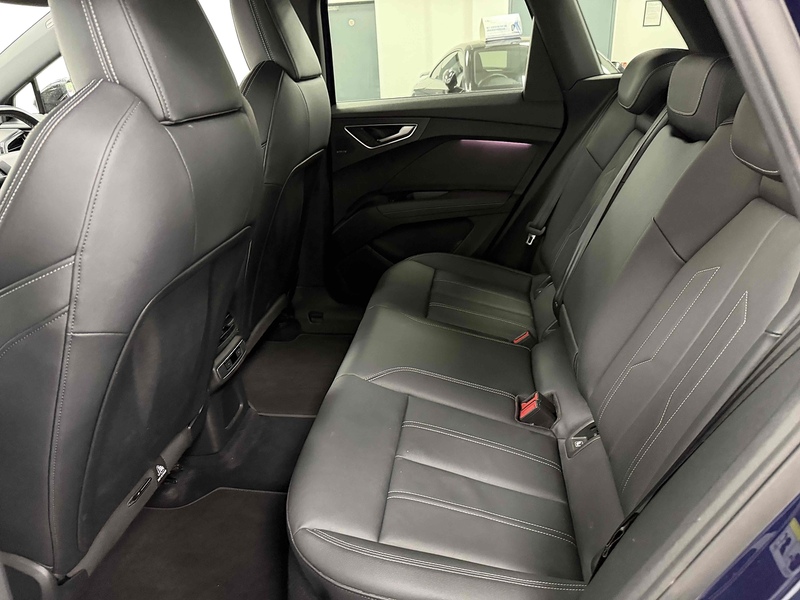 Audi Q4 e-tron Edition 1 - U2381