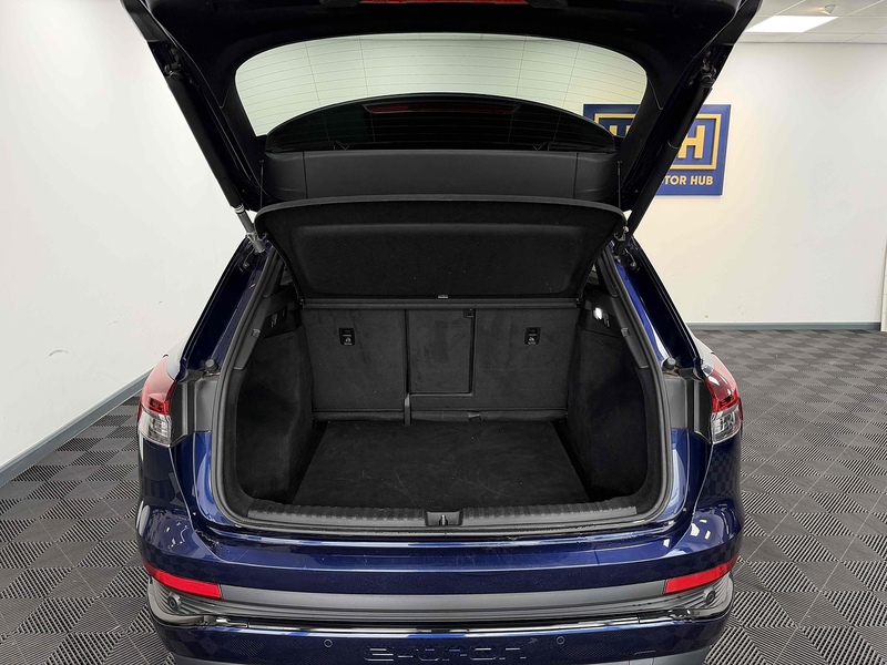 Audi Q4 e-tron Edition 1 - U2381
