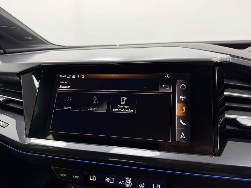 Audi Q4 e-tron Edition 1 - U2381