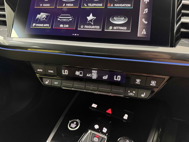 Audi Q4 e-tron Edition 1 - U2381