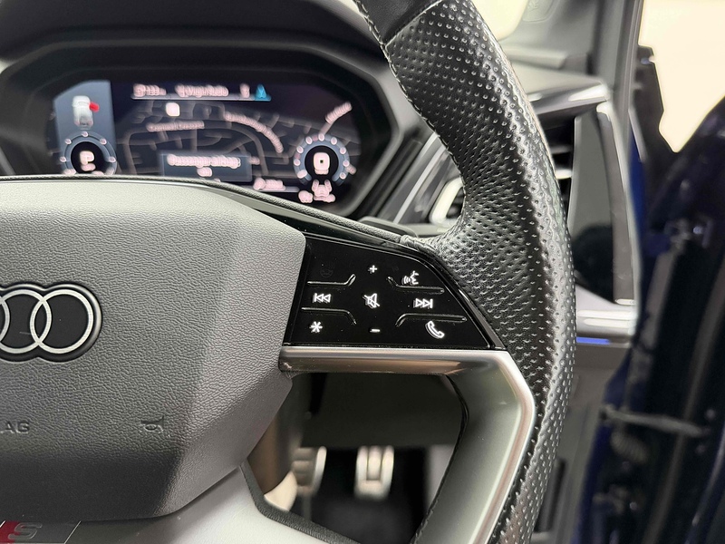Audi Q4 e-tron Edition 1 - U2381