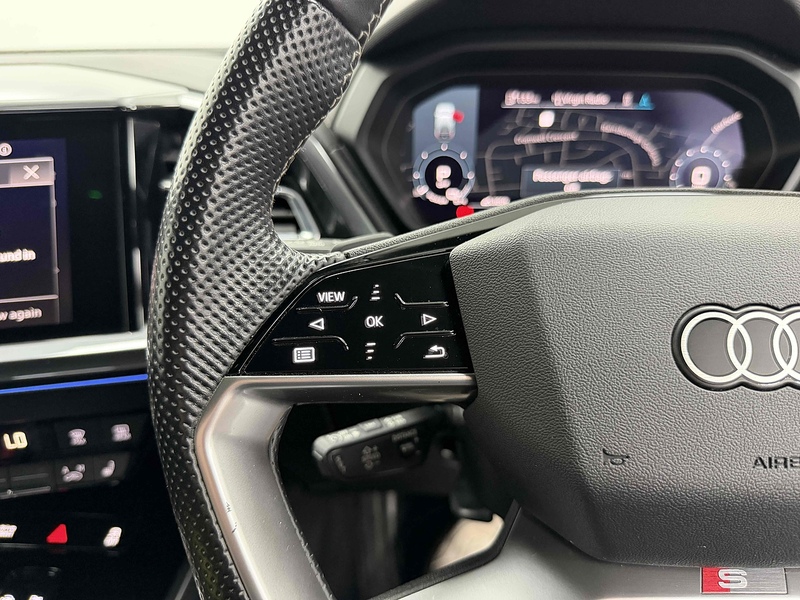 Audi Q4 e-tron Edition 1 - U2381