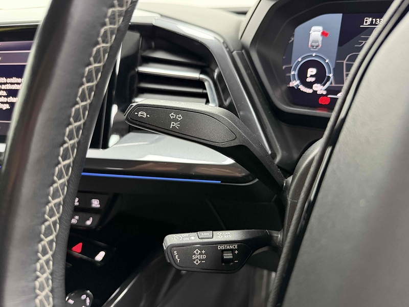 Audi Q4 e-tron Edition 1 - U2381