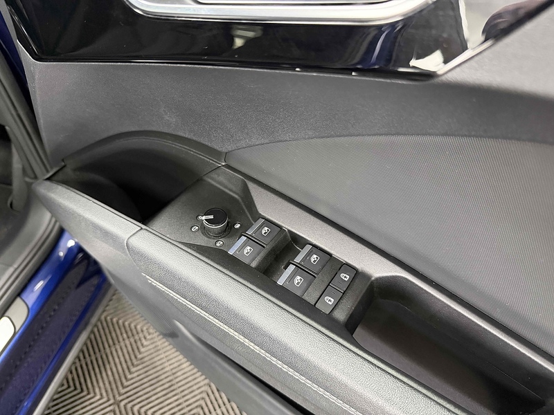 Audi Q4 e-tron Edition 1 - U2381