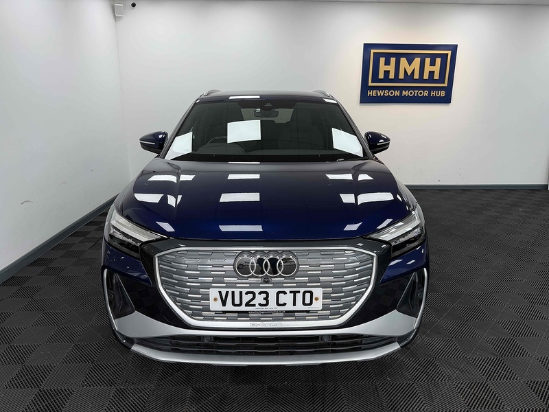 Audi Q4 e-tron S line - U2383