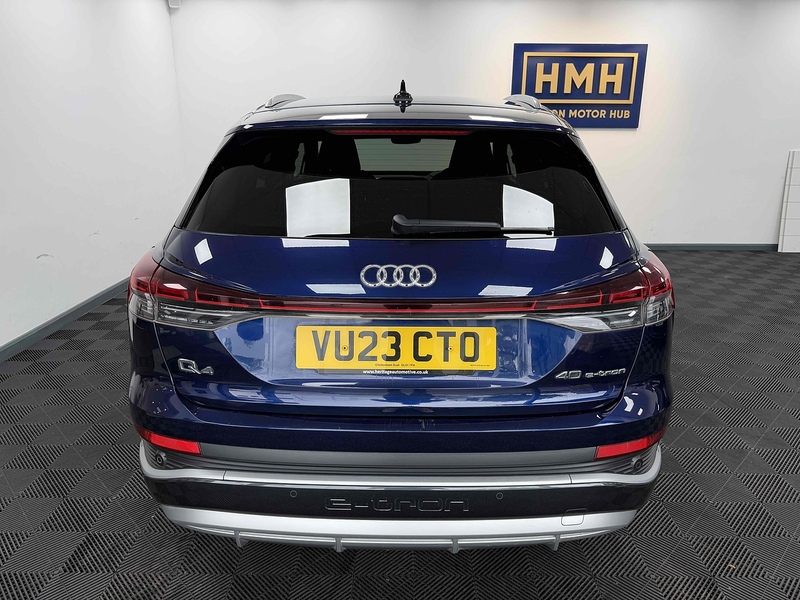 Audi Q4 e-tron S line - U2383