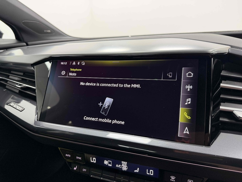 Audi Q4 e-tron S line - U2383