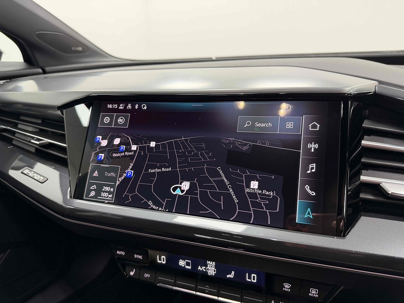 Audi Q4 e-tron S line - U2383