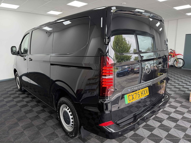 Volkswagen e-Transporter T32 Commerce Plus - U2388