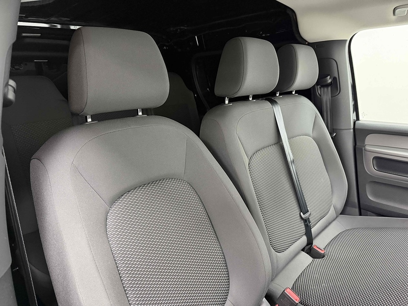 Volkswagen ID. Buzz Cargo Pro Commerce - U2391
