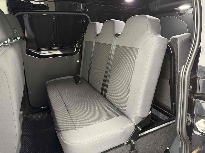 Volkswagen ID. Buzz Cargo Pro Commerce - U2391