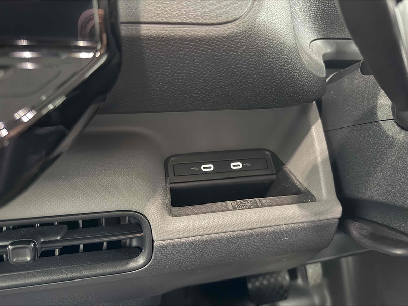 Volkswagen ID. Buzz Cargo Pro Commerce - U2391