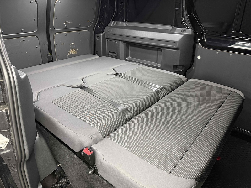 Volkswagen ID. Buzz Cargo Pro Commerce - U2391