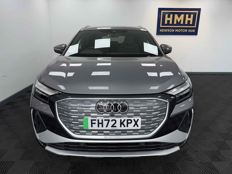 Audi Q4 e-tron S line - U2393
