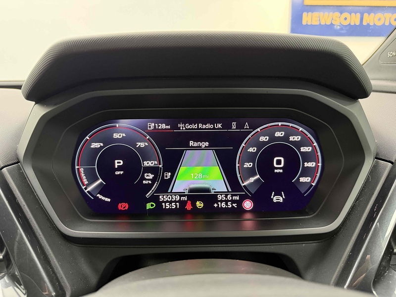 Audi Q4 e-tron S line - U2393