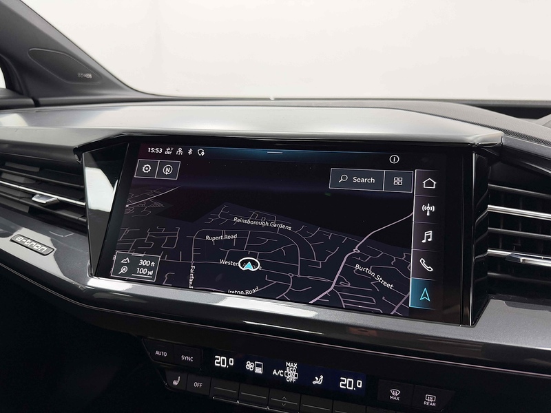 Audi Q4 e-tron S line - U2393