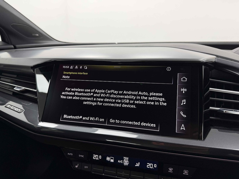 Audi Q4 e-tron S line - U2393