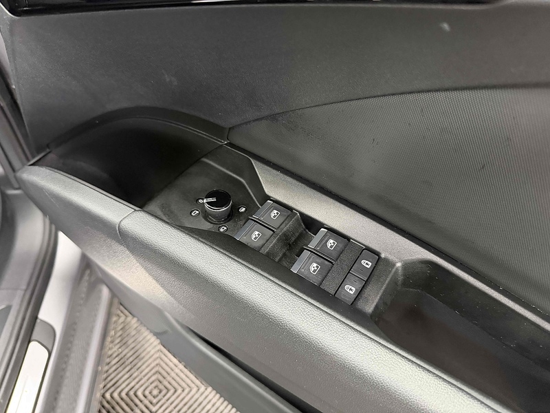 Audi Q4 e-tron S line - U2393