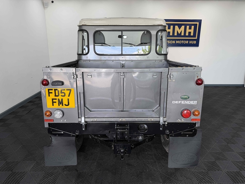 Land Rover Defender 90 TDCi - U2395
