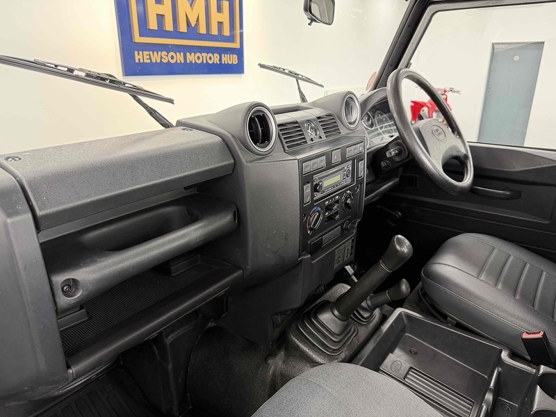 Land Rover Defender 90 TDCi - U2395
