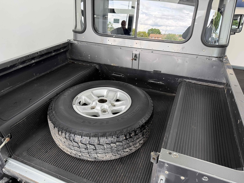 Land Rover Defender 90 TDCi - U2395