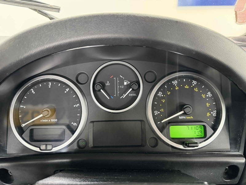 Land Rover Defender 90 TDCi - U2395