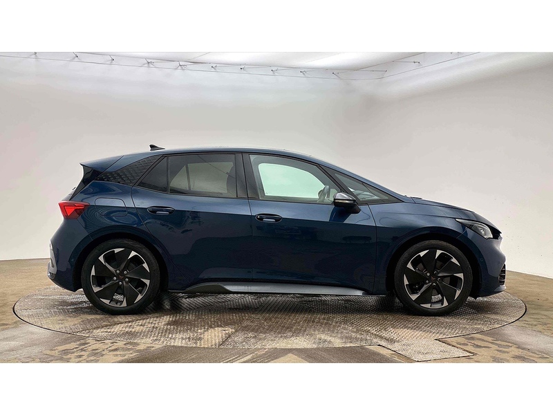 CUPRA Born V2 - U2396
