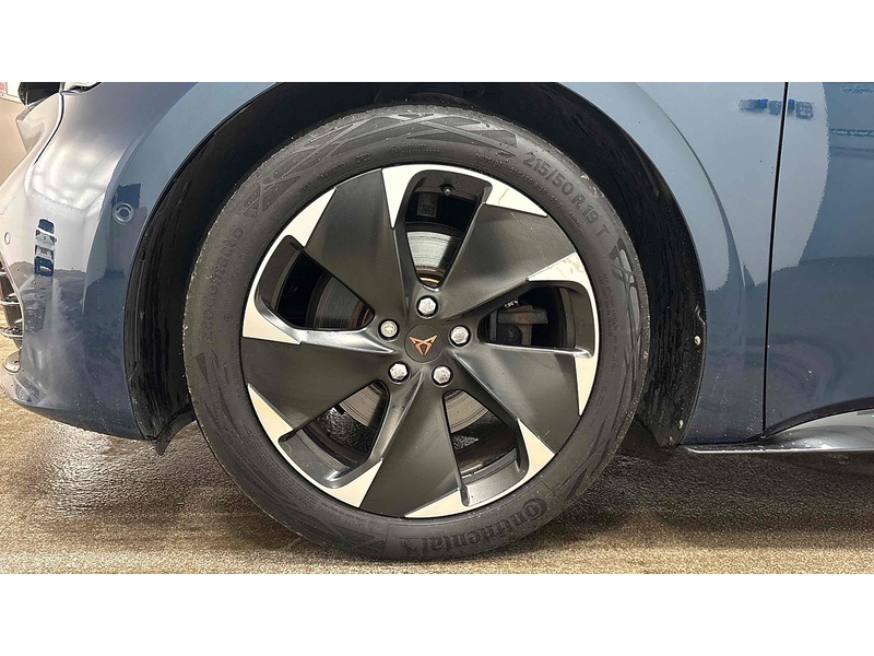 CUPRA Born V2 - U2396