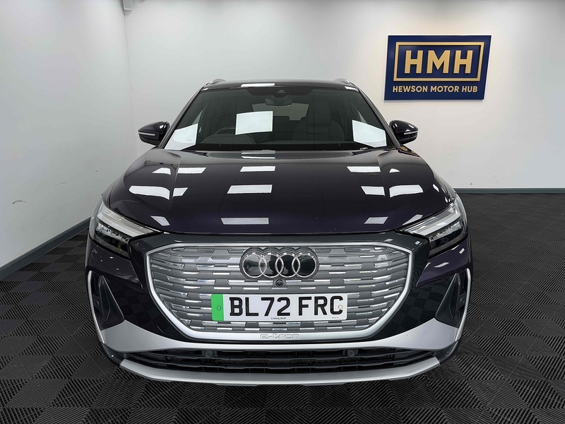 Audi Q4 e-tron S line - U2397