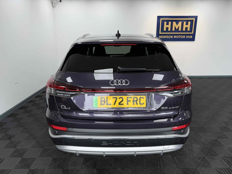 Audi Q4 e-tron S line - U2397