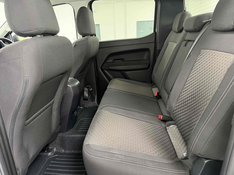 Volkswagen Amarok TDI Life - U2401