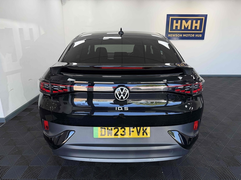 Volkswagen ID.5 Pro Performance Style - U2404