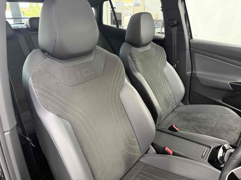 Volkswagen ID.5 Pro Performance Style - U2404