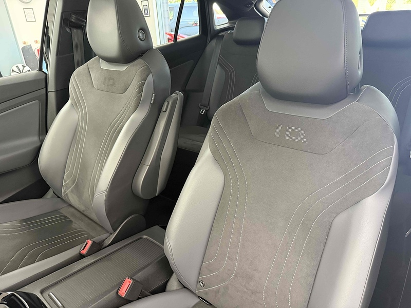 Volkswagen ID.5 Pro Performance Style - U2404