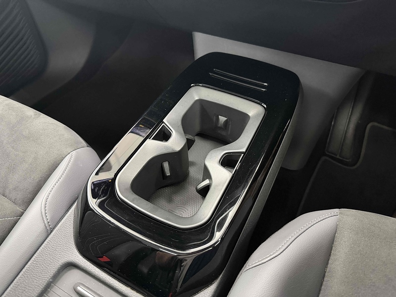 Volkswagen ID.5 Pro Performance Style - U2404
