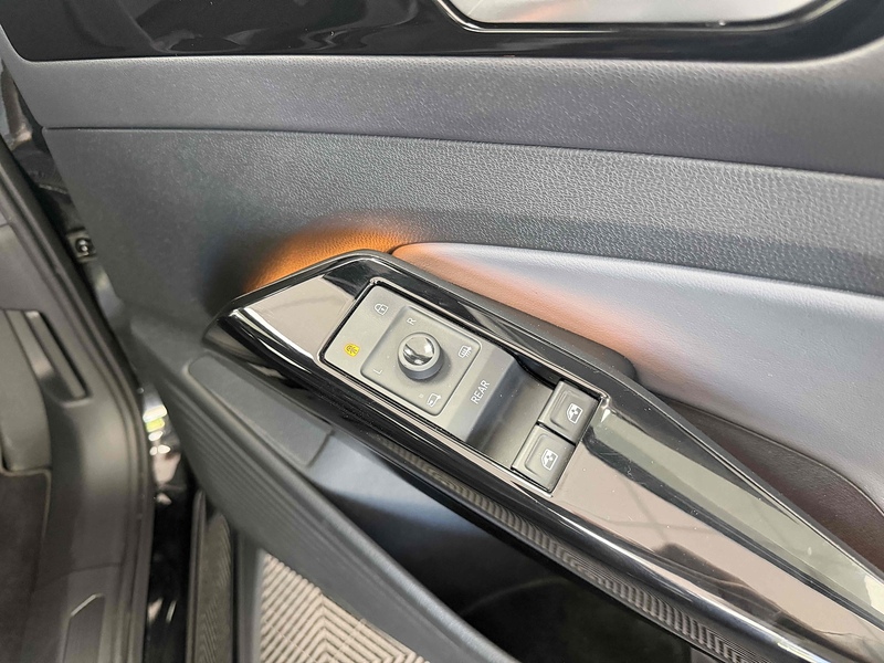 Volkswagen ID.5 Pro Performance Style - U2404