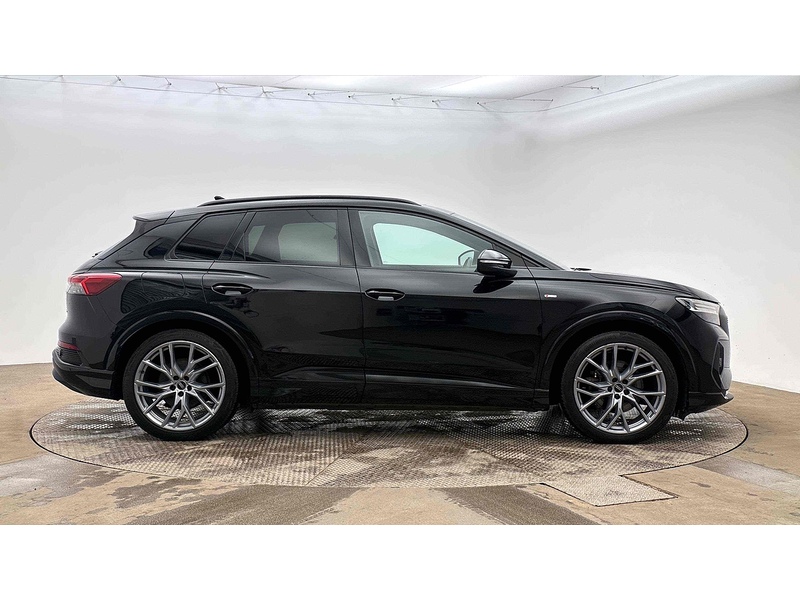 Audi Q4 e-tron Edition 1 - U2415