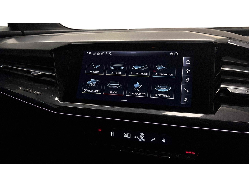 Audi Q4 e-tron Edition 1 - U2415