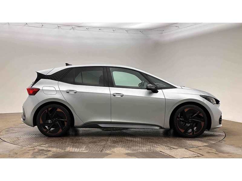 CUPRA Born e-Boost V3 - U2432