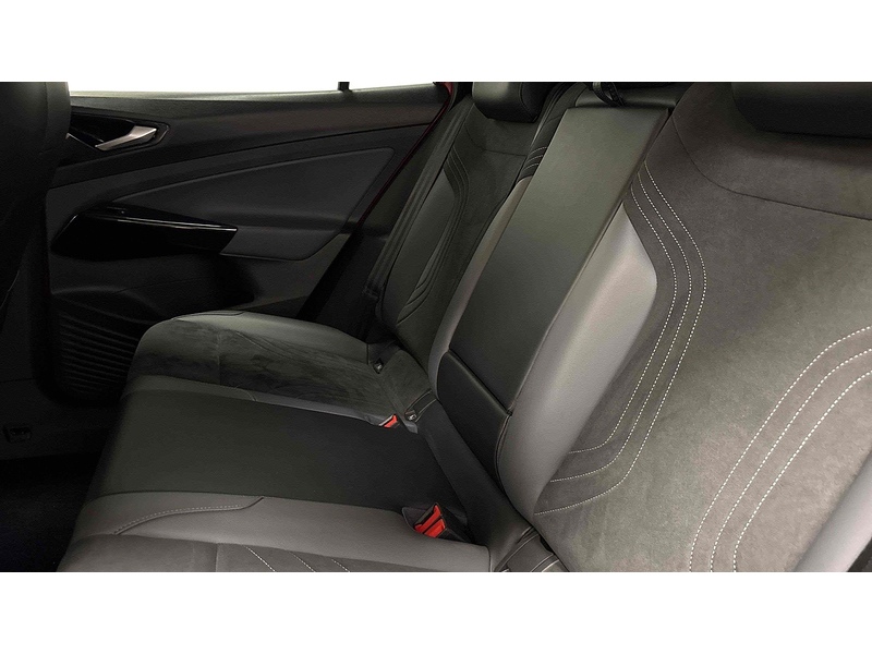Volkswagen ID.4 Pro Performance Family - U2446