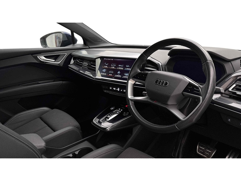 Audi Q4 e-tron S line - U2448